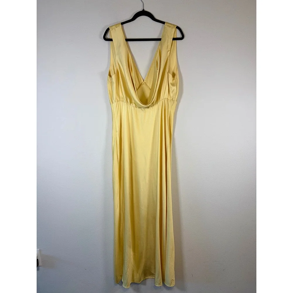 Abercrombie & Fitch Butter Yellow Satin V-Neck Cowl Back Maxi Dress XL